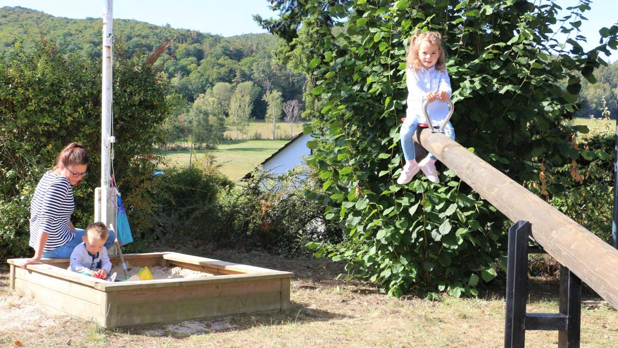 Ferienhaus Schoene Aussicht Ferienwohnung Rot Hemfurth-Edersee Kültér fotó